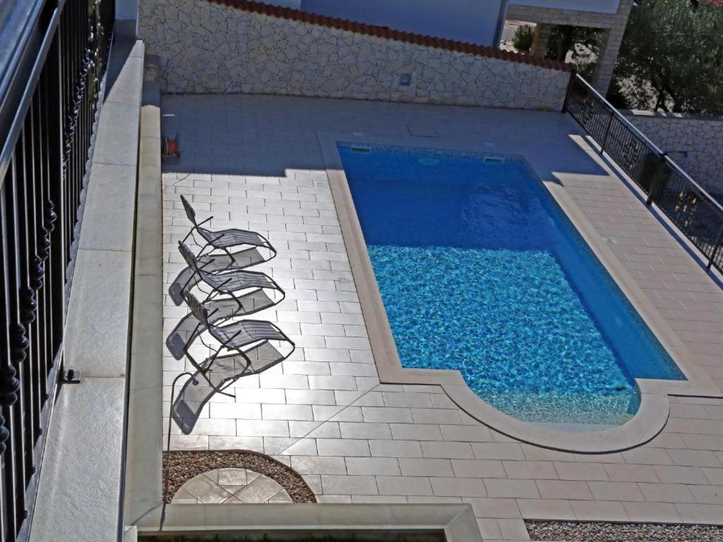 Lovely Apartment With Beautiful Pool Primošten Εξωτερικό φωτογραφία