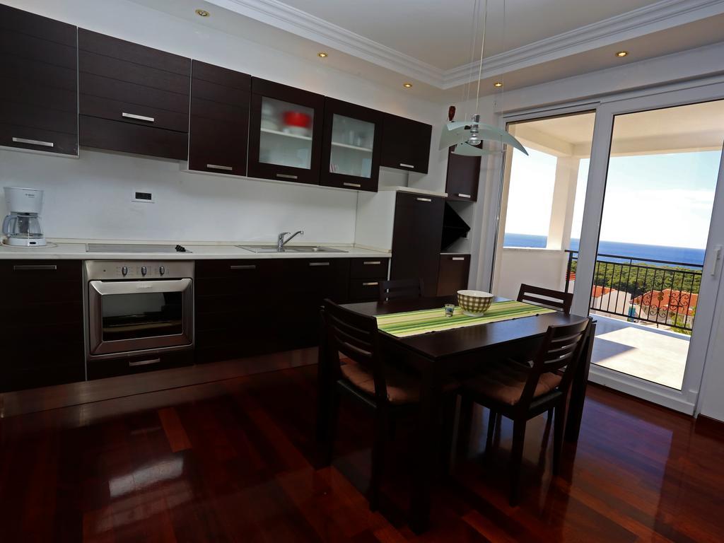 Lovely Apartment With Beautiful Pool Primošten Εξωτερικό φωτογραφία